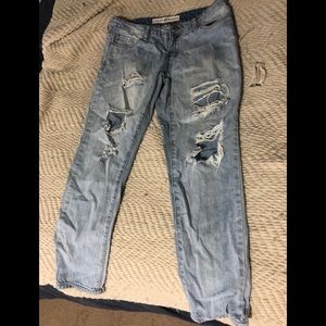 Loose Fit Ripped Jeans